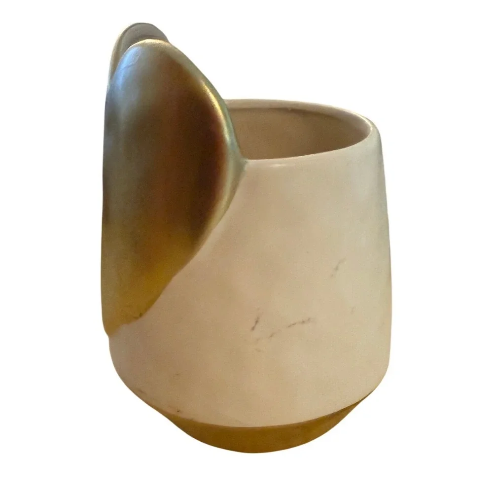 Burton + Burton White Ceramic‎ Vase with Gold Heart & Base 6.5 Inch